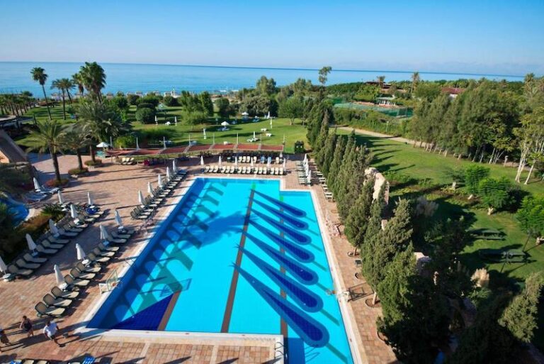 Limak Arcadia Sport Resort Hotel