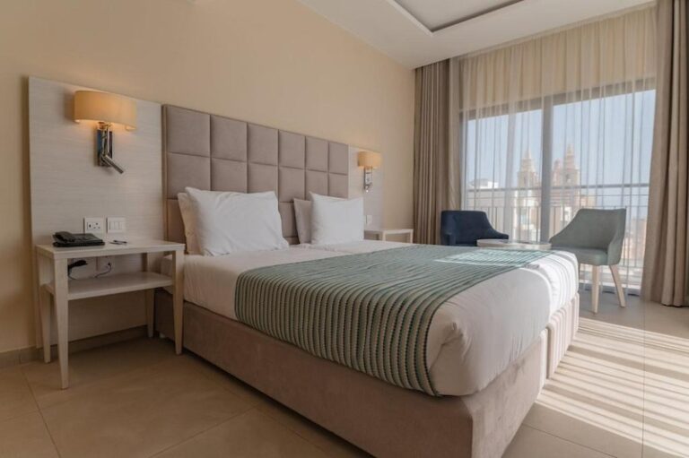 Maritim Antonine Hotel & Spa