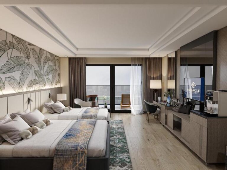 Miracle Resort Hotel