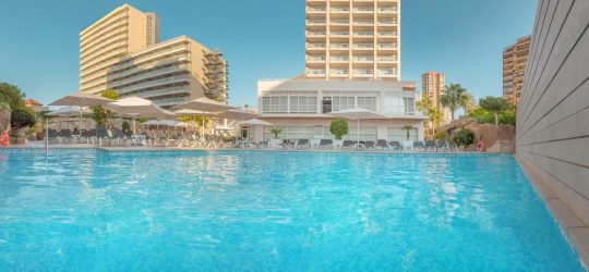 tani urlop w hiszpanii