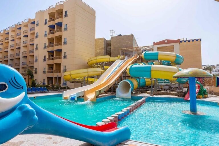 Sphinx Aqua Park Resort 