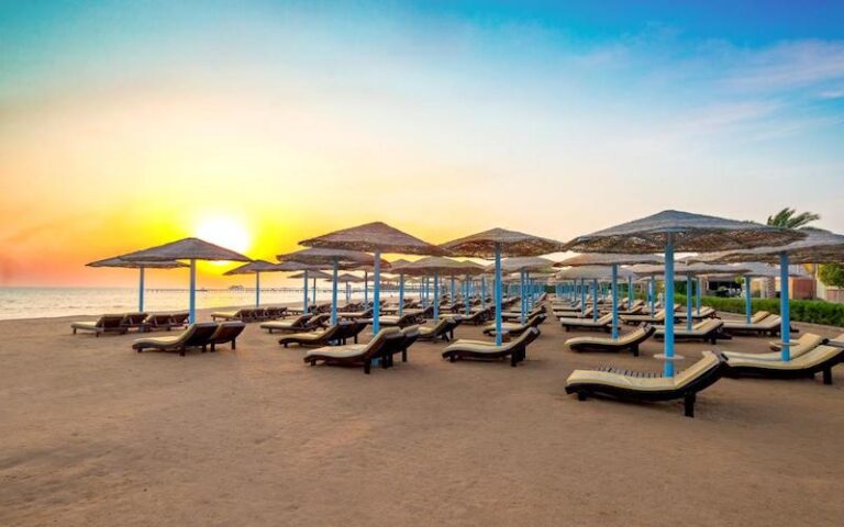 Hawaii Caesar Palace Aqua Park