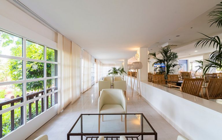 azuLine Hotel Bergantin