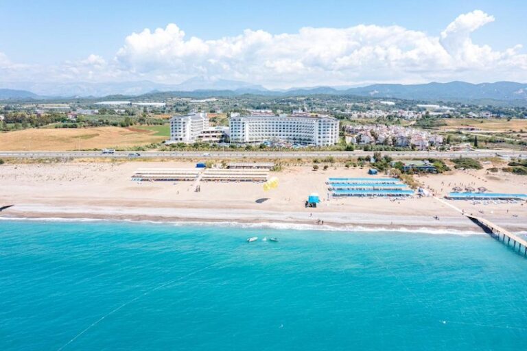 Calido Maris Hotel