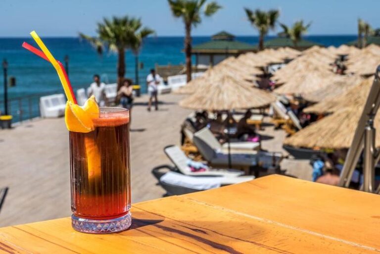 Riverside Garden Resort