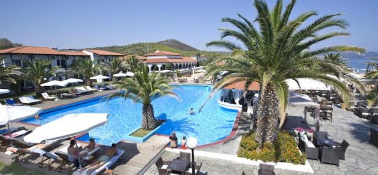 Bomo Assa Maris Beach