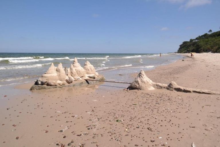 Dom na wydmach Dębina