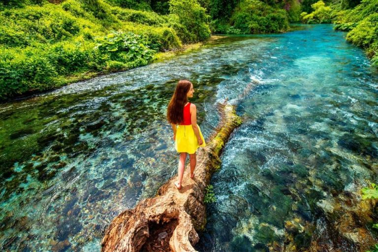 Gjirokastra z Blue Eye