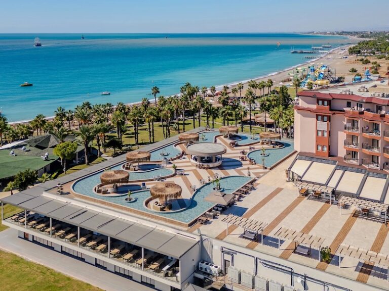 JUSTINIANO CLUB PARK CONTI