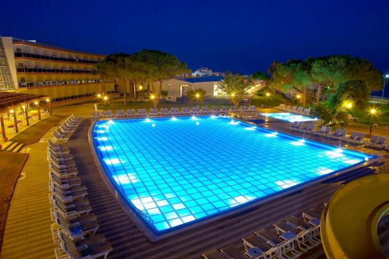 Gumuldur Resort Hotel