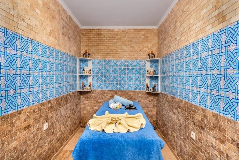 Arsi Blue Beach Hotel