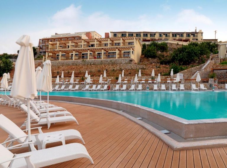 Hotel Apostolata Island Resort & SPA