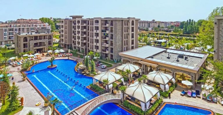 Cascadas Family Resort