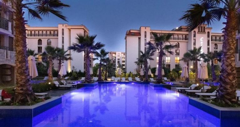 Cascadas Family Resort