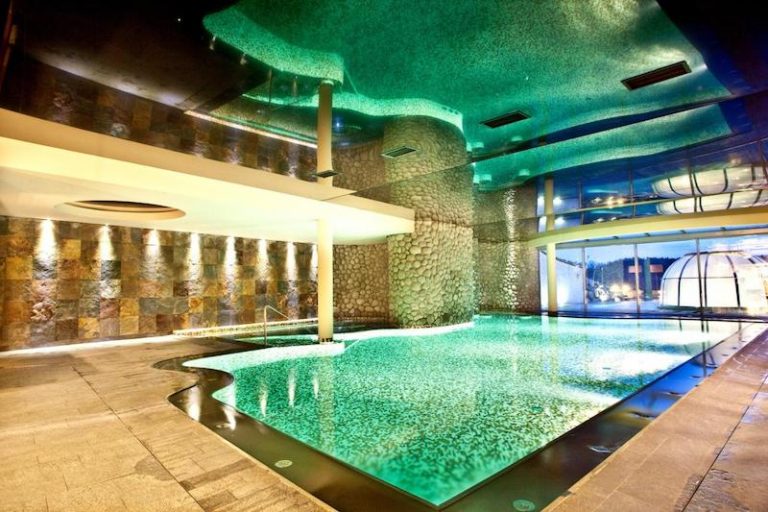 Głęboczek Vine Resort& Spa