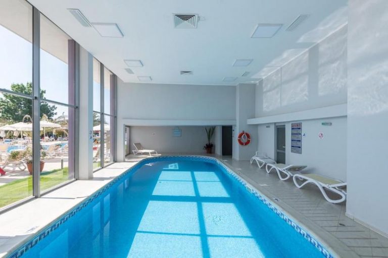 Sentido Neptun Beach