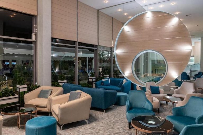 Sentido Neptun Beach