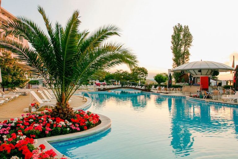 Sentido Neptun Beach