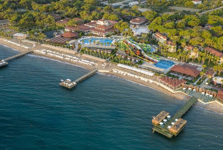 Crystal Flora Beach Resort