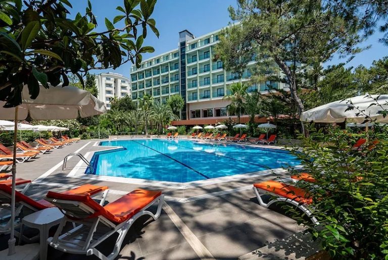 Miarosa Incekum West Resort