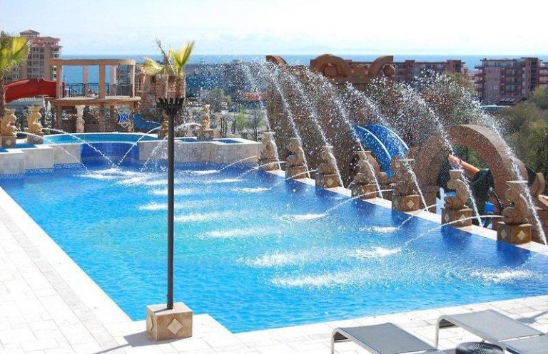 Royal Castle Hotel & Spa