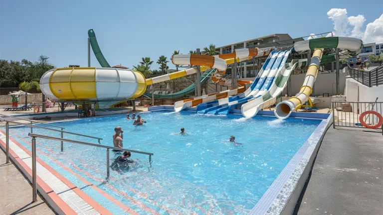 Caretta Paradise Hotel