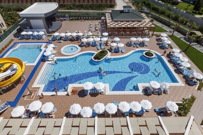 Luna Blanca Resort & Spa