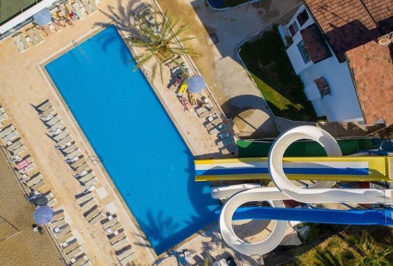 Ganita Holiday Village