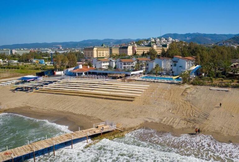 Ganita Holiday Village