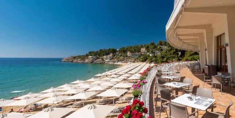 Tosca Beach Hotel