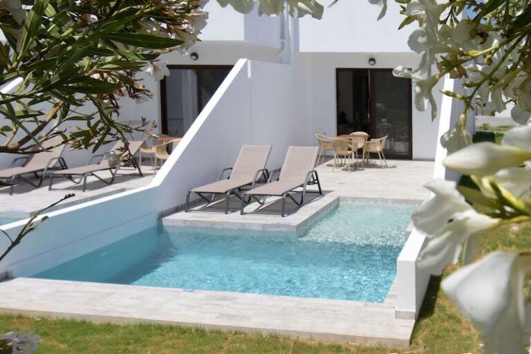 Geraniotis Hotel and Resort