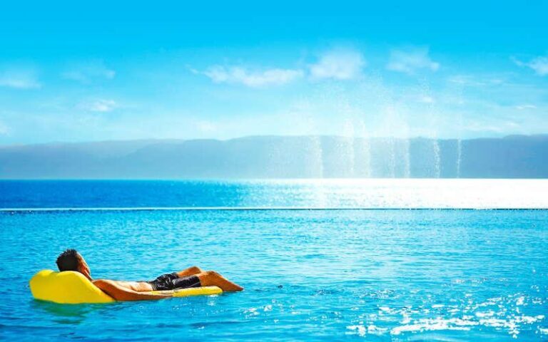 Grand Tala Bay Resort