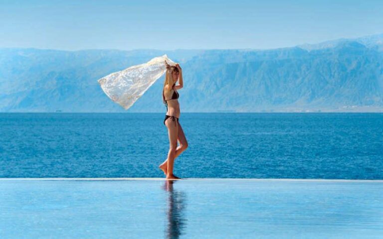 Grand Tala Bay Resort