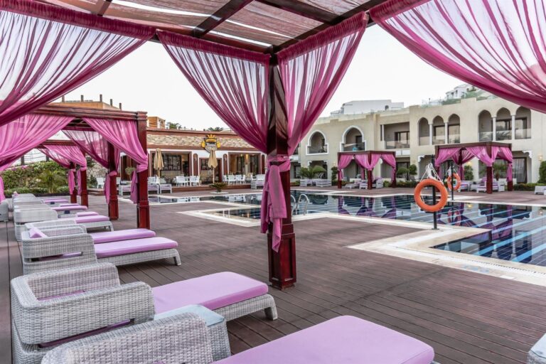 Sunrise Arabian Beach Resort