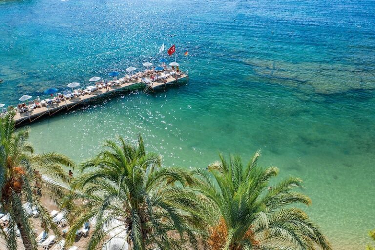 Utopia Resort & Residence