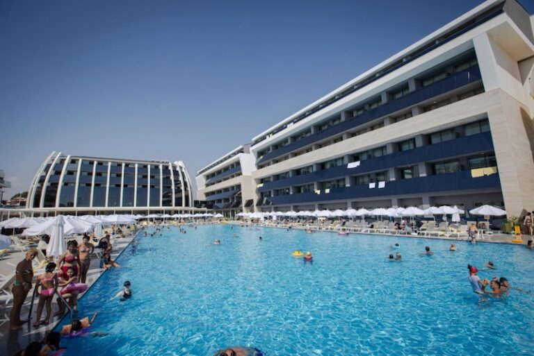 Victory Volare Hotel