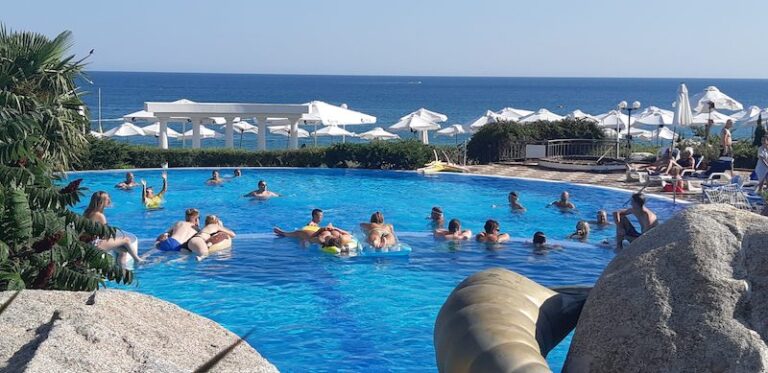 Sineva Beach Hotel