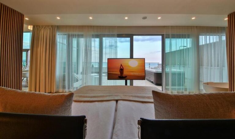 Flamingo Grand Hotel & Spa