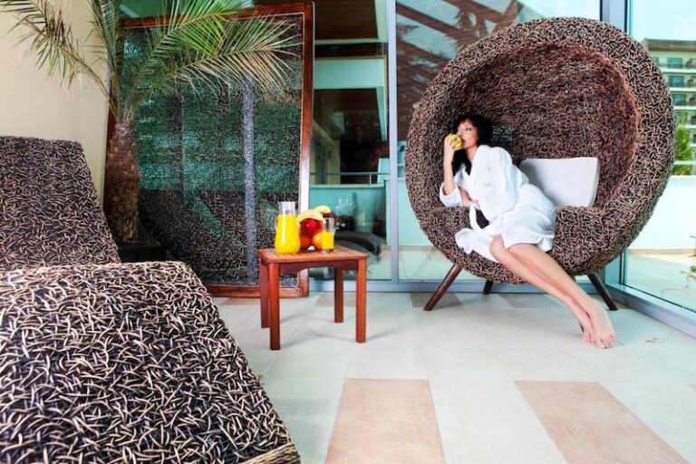 Flamingo Grand Hotel & Spa