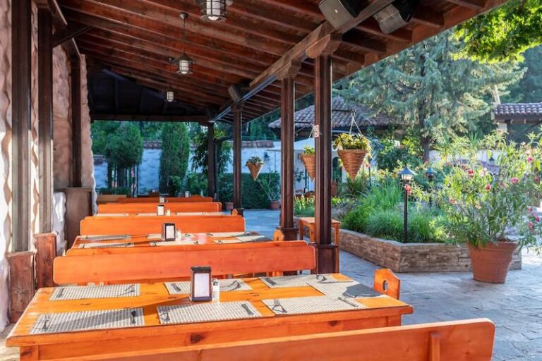 Trakia Plaza Hotel & Apartments