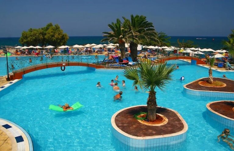 Eri Beach & Village Hotel