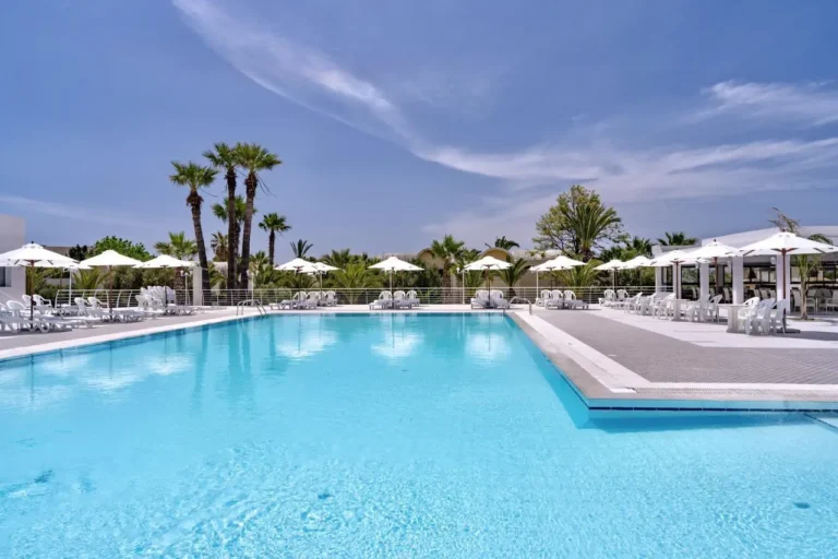 Club Novostar Dar Khayam