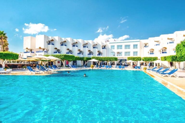 Novostar Budget Pyramides Club & Spa