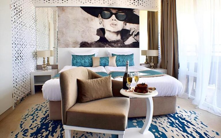 Europe Hotel & Casino