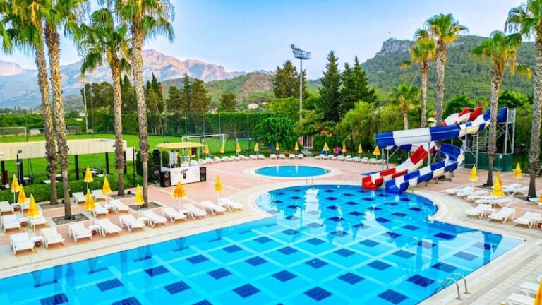 Viking Park Hotel & Spa