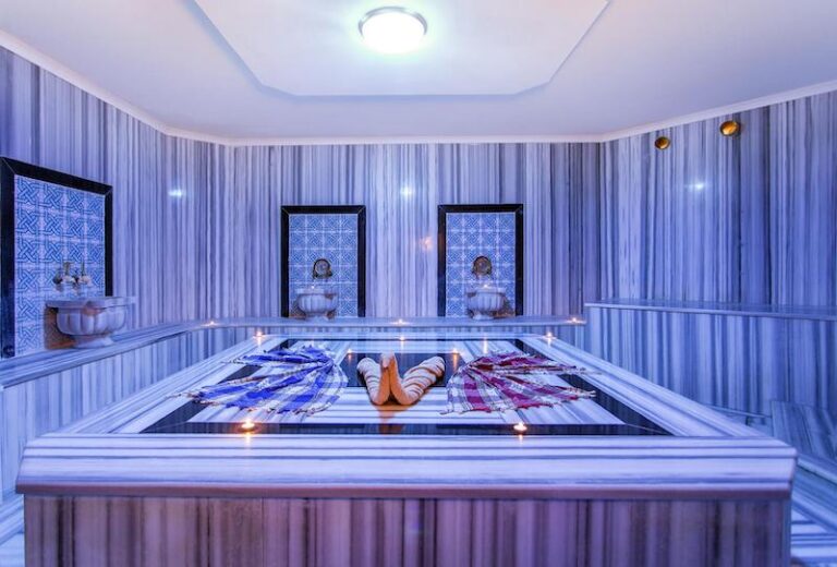 Kleopatra Ada Beach Hotel