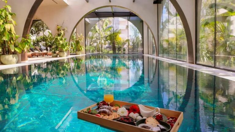 Flower Hotel & Resort