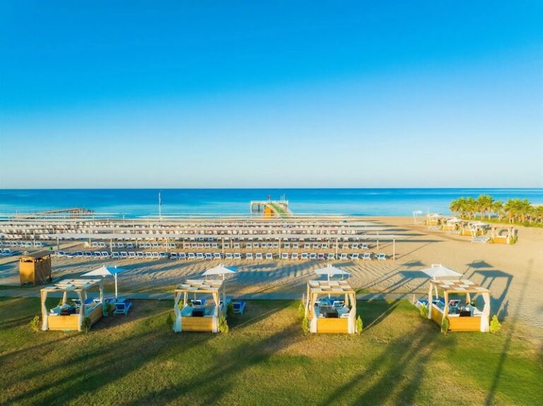 Asteria Family Resort Side