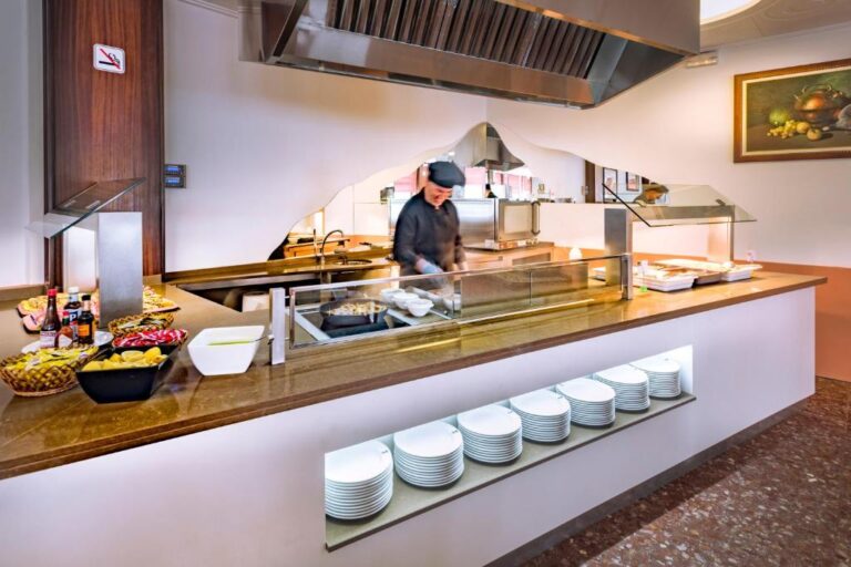 GHT Balmes Hotel Aparthotel & Splash