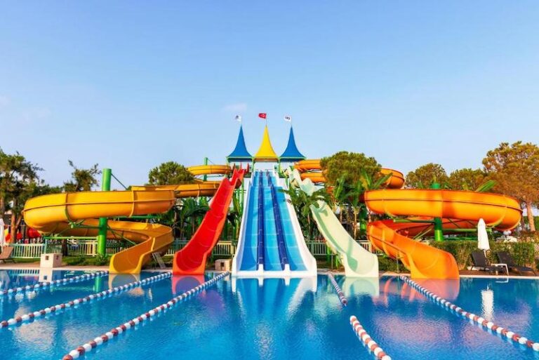 Crystal Centro Resort